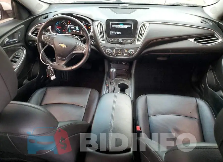 1G1ZD5ST1JF262598 Photo# 8