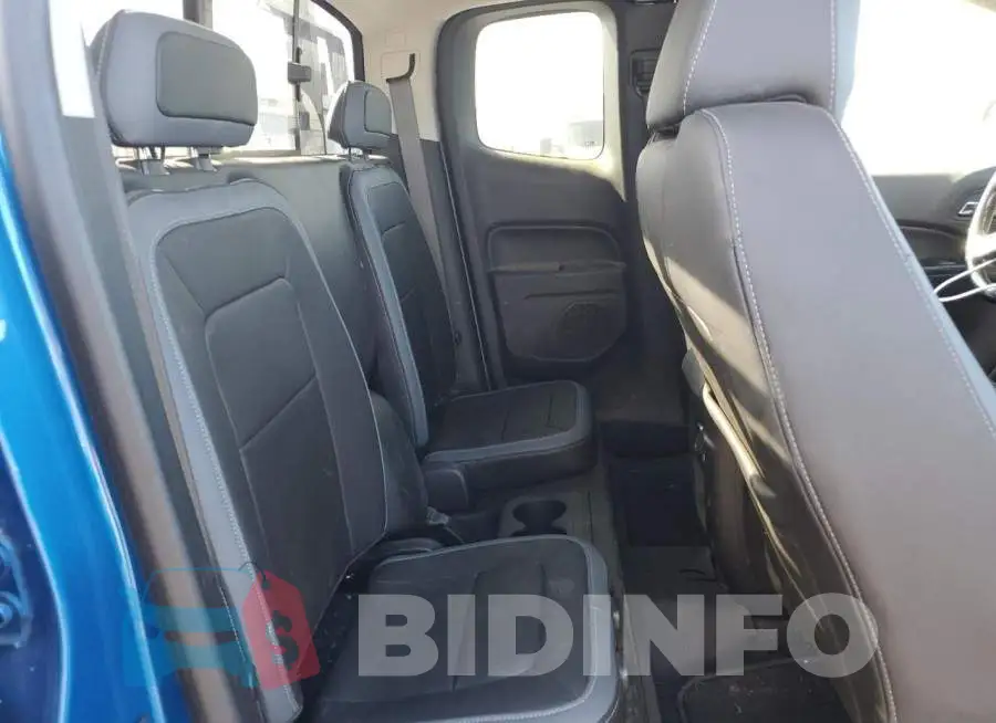 1GCHTDEN2M1135812 Photo# 10