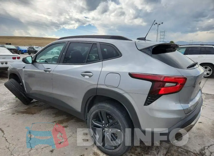 KL77LKE27RC211507 Photo# 2
