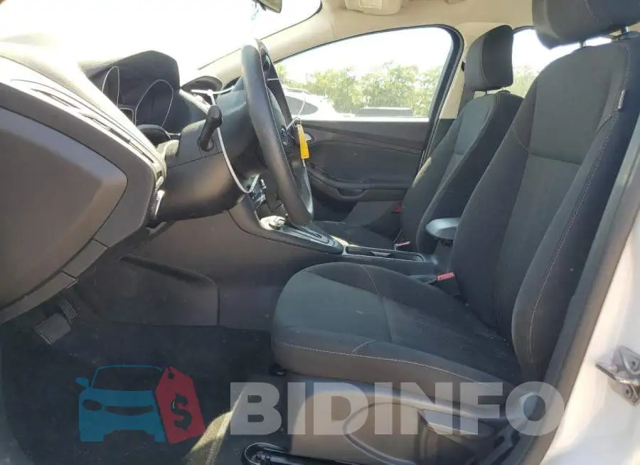1FADP3F23GL390047 Photo# 7