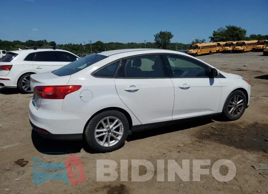 1FADP3F23GL390047 Photo# 3