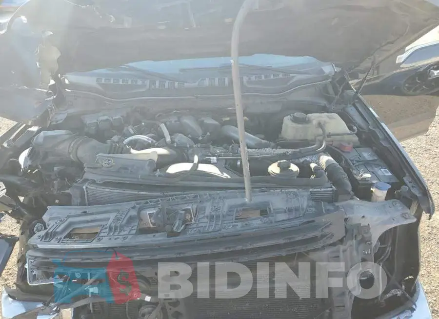 1FT7W2BT0JEB50775 Photo# 11