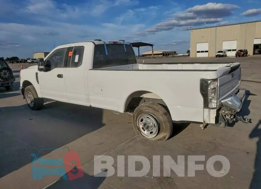 1FT7X2A65LEE37413 Photo# 2
