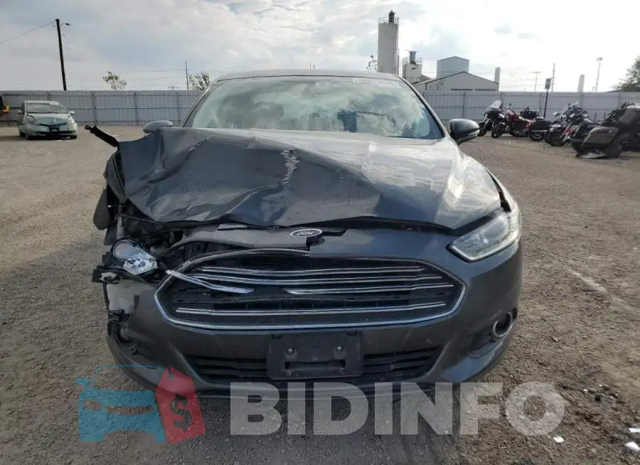 3FA6P0HDXGR281107 Photo# 5