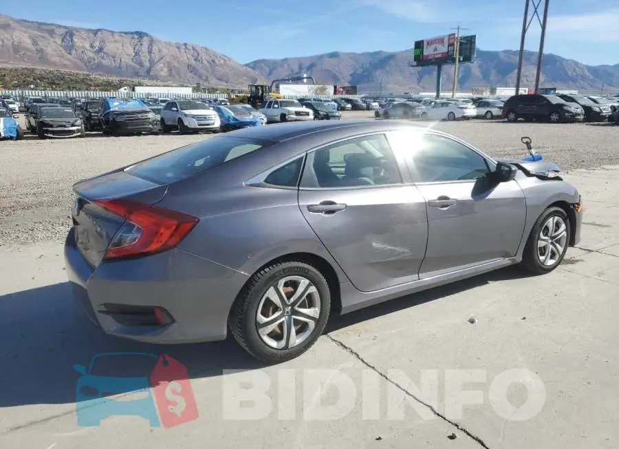 19XFC2F52HE032080 Photo# 3