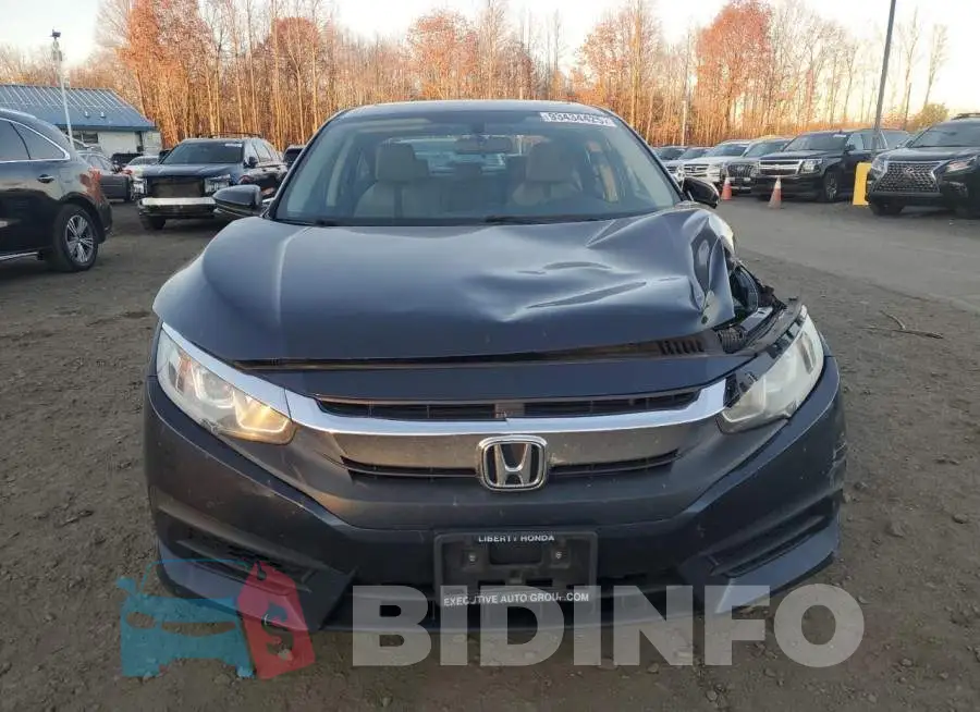 19XFC2F78HE232916 Photo# 5