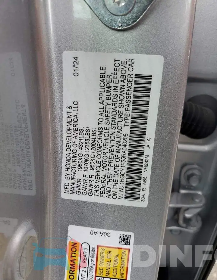 1HGCY1F35RA040208 Photo# 12