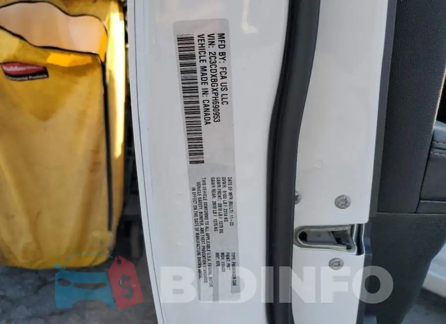 2C3CDXBGXPH690953 Photo# 12