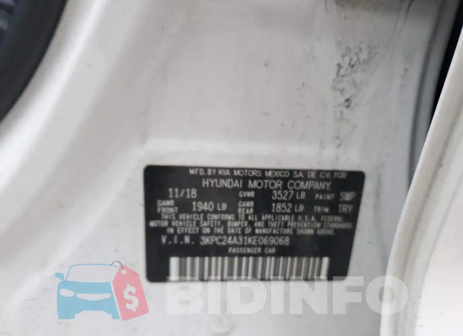 3KPC24A31KE069068 Photo# 13