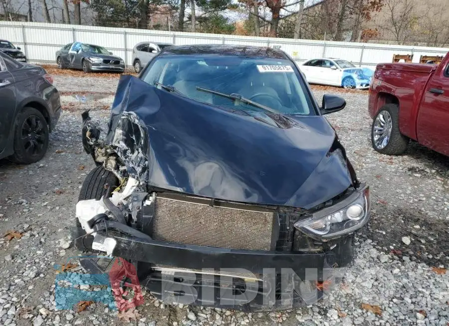 5NPD84LF3JH302422 Photo# 5