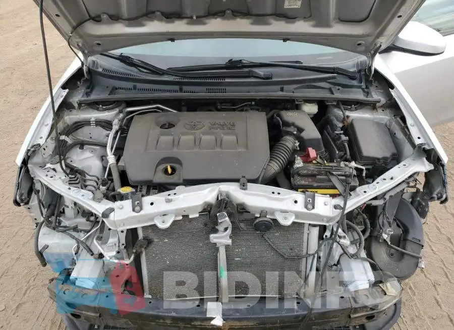 2T1BURHE3GC557972 Photo# 11