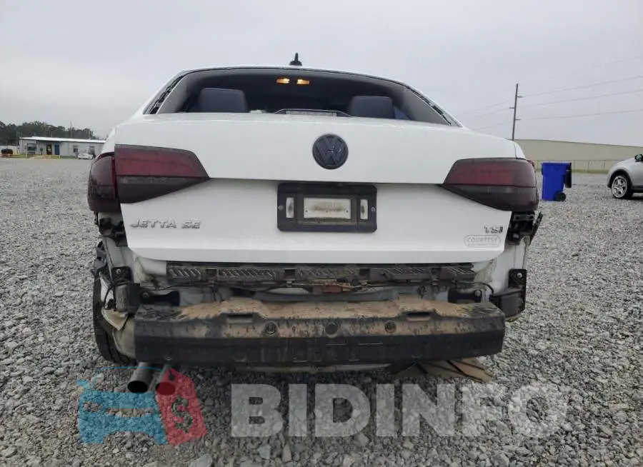 3VWDB7AJ2HM318798 Photo# 6