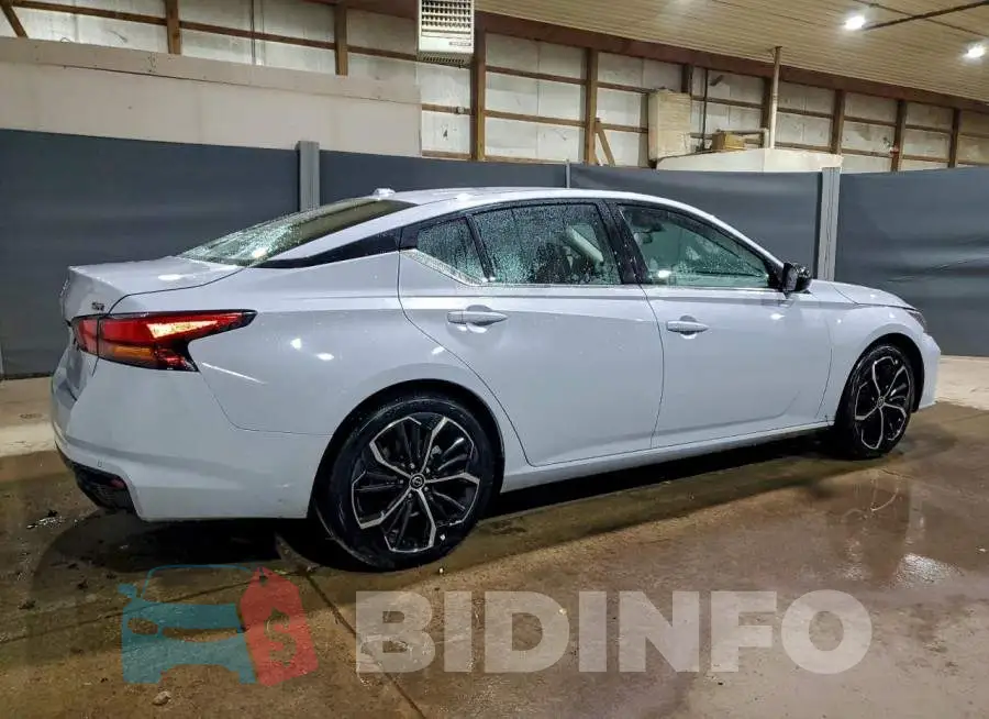 1N4BL4CV1SN360632 Photo# 3