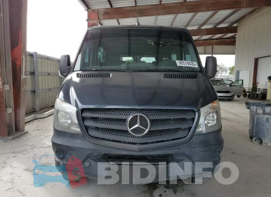 8BRPE7CD9GE121323 Photo# 5