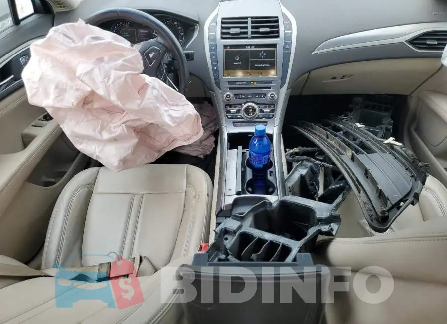 3LN6L5A94HR605285 Photo# 8