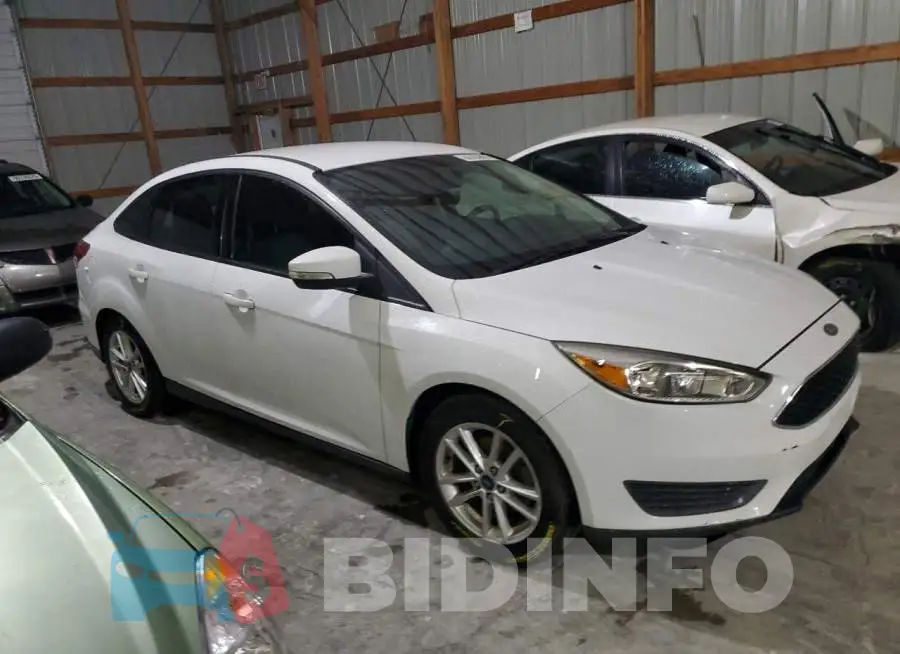 1FADP3F24GL355095 Photo# 4