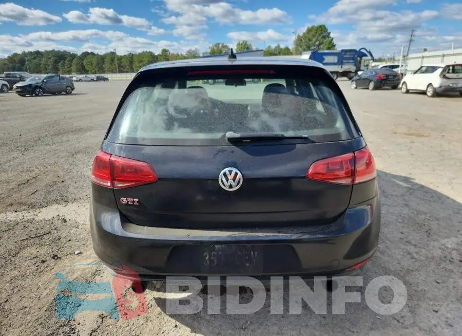 3VW447AU1HM042389 Photo# 6