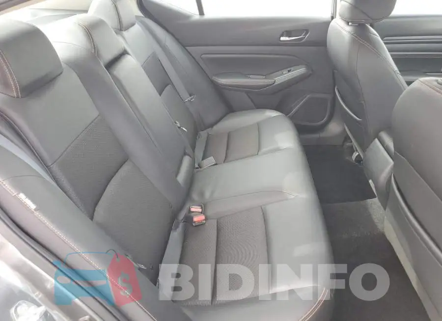 1N4BL4CV8KC185422 Photo# 10