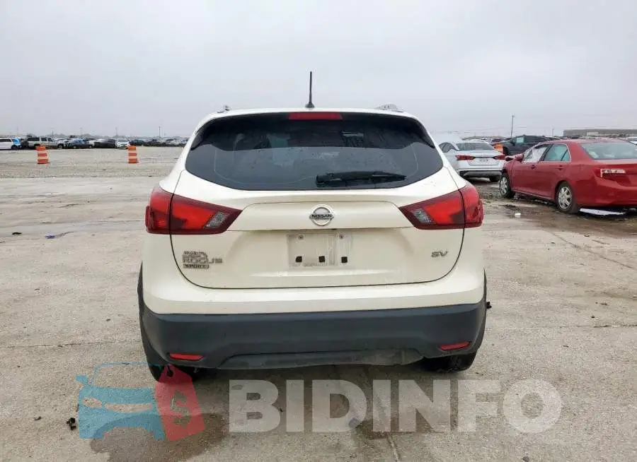 JN1BJ1CP1HW009418 Photo# 6