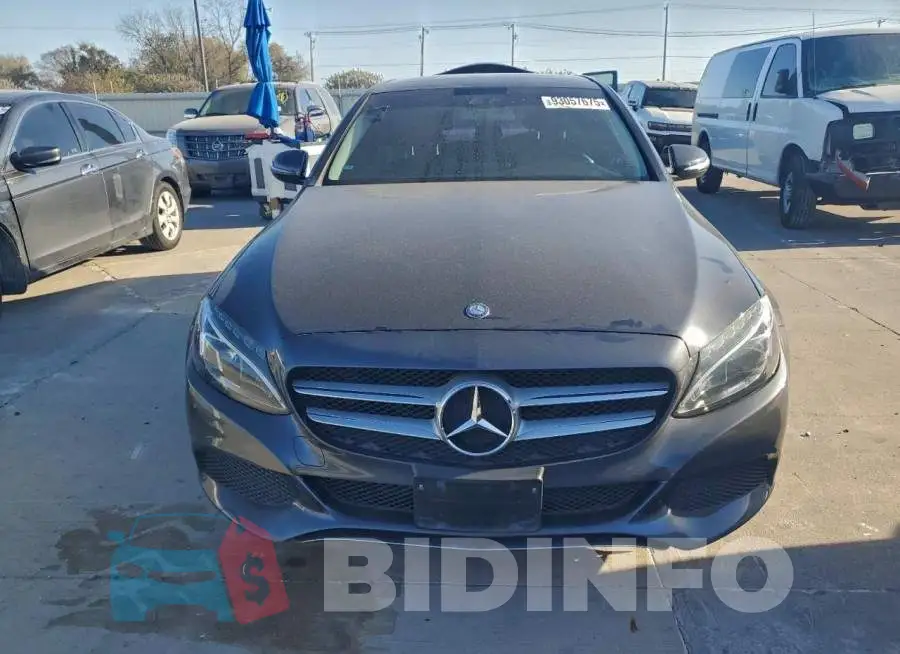WDDWF4KB7GR144283 Photo# 5
