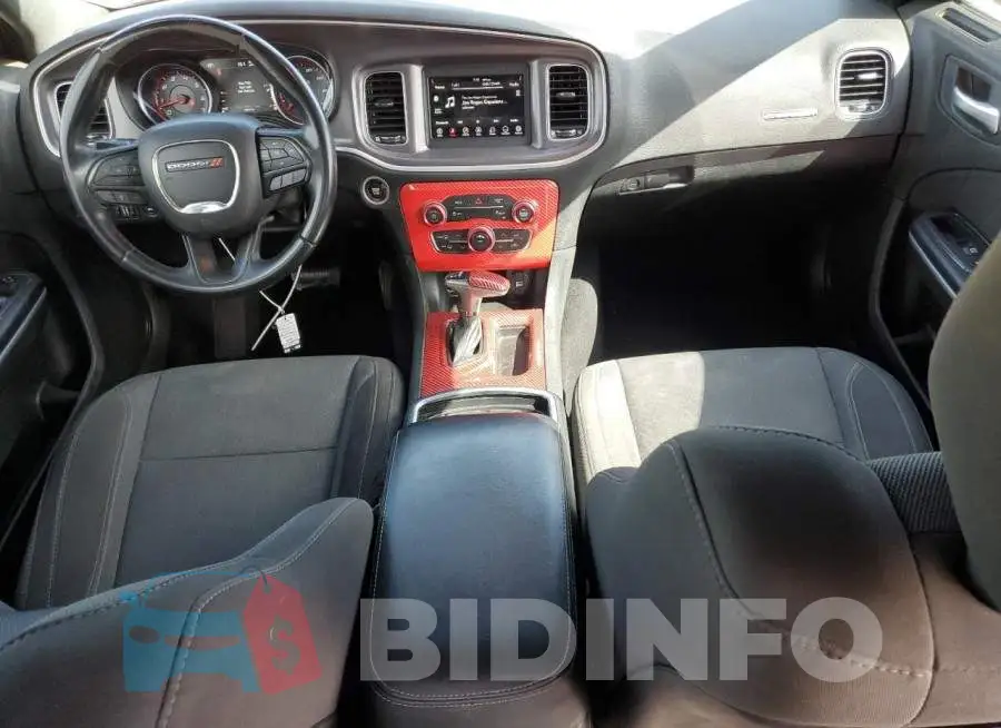 2C3CDXBG8KH646829 Photo# 8