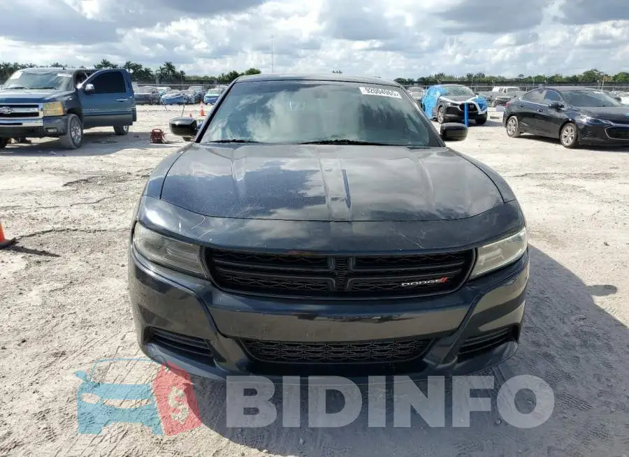 2C3CDXBG8KH646829 Photo# 5
