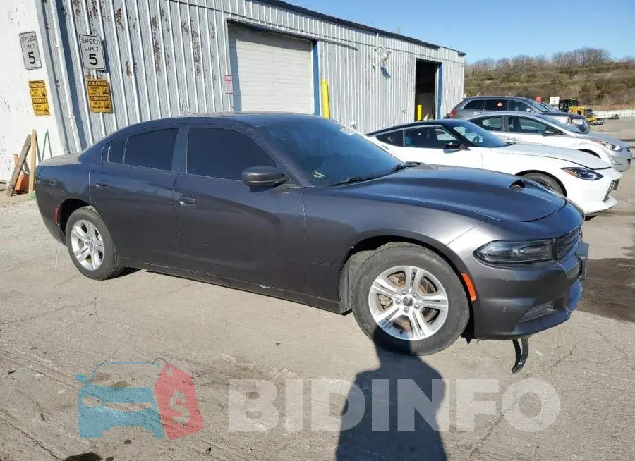 2C3CDXBG8KH752973 Photo# 4