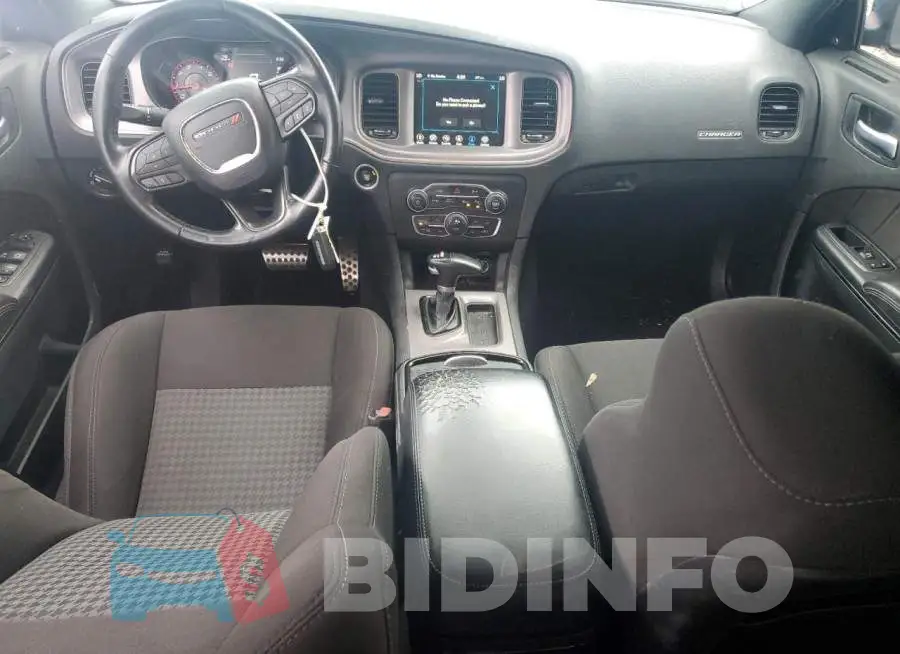 2C3CDXHG3PH560200 Photo# 8
