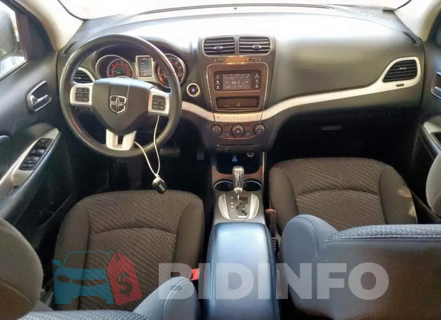 3C4PDCAB6HT573696 Photo# 8