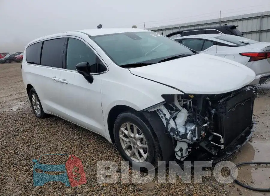 2C4RC1BG3SR502945 Photo# 4