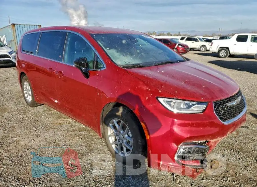 2C4RC1BG9SR579335 Photo# 4