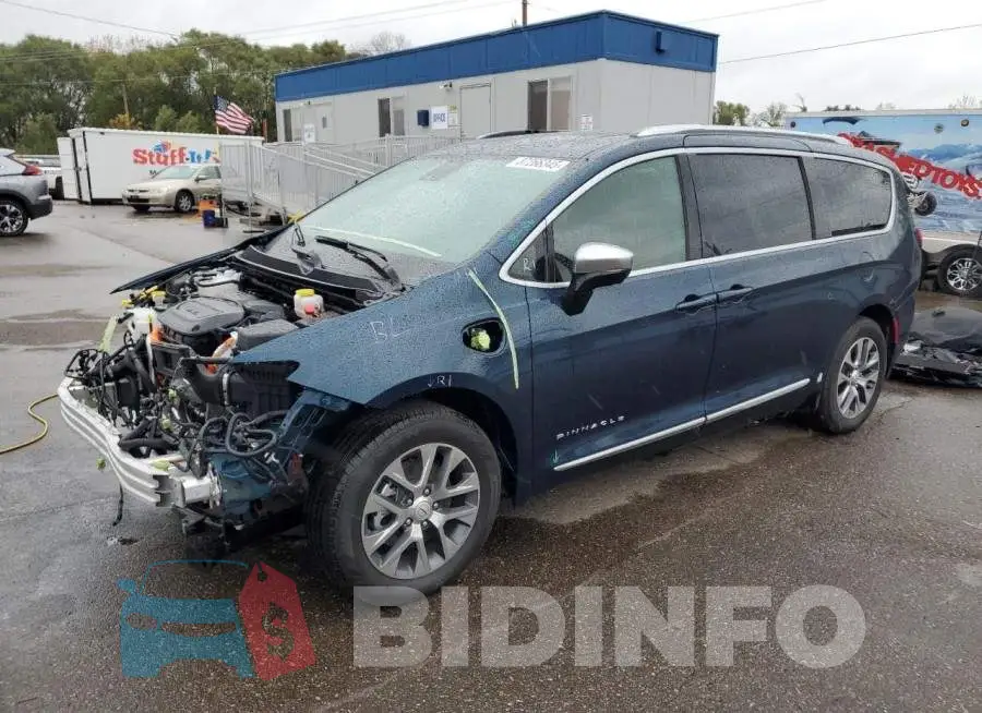 2C4RC1N78SR577975 Photo# 1