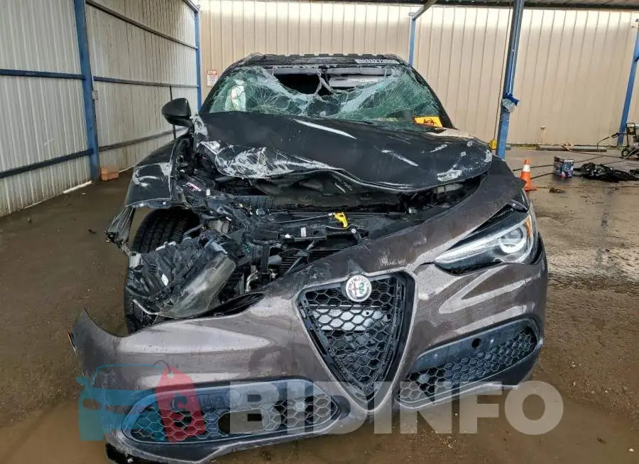 ZASFAKBN1J7B93142 Photo# 5