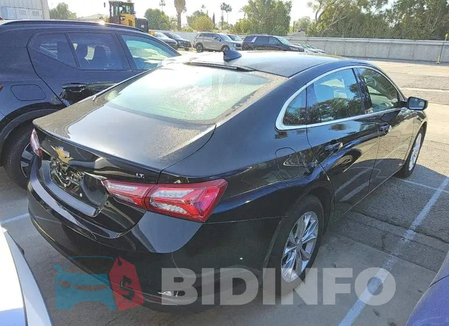 1G1ZD5ST0KF156032 Photo# 3