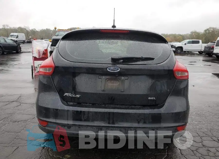 1FADP3M2XHL203214 Photo# 6
