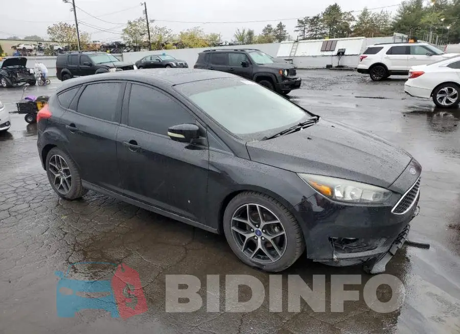 1FADP3M2XHL203214 Photo# 4