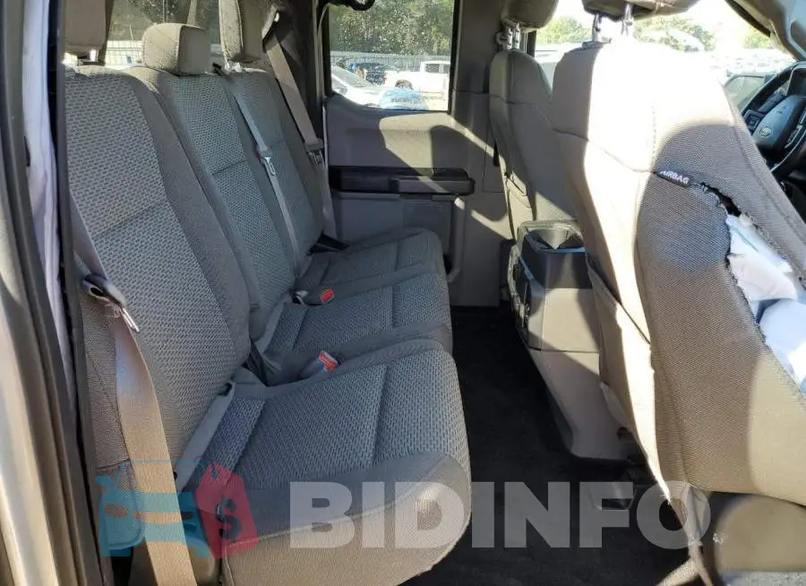 1FTFX1EF9HKE57074 Photo# 10
