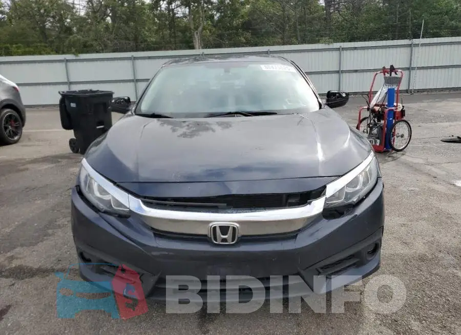 19XFC2F73HE066787 Photo# 5