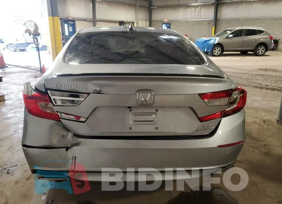 1HGCV2F36MA022582 Photo# 6