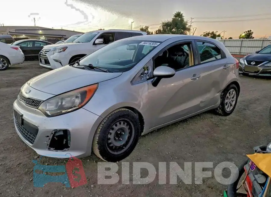 KNADM5A33G6575404 Photo# 1