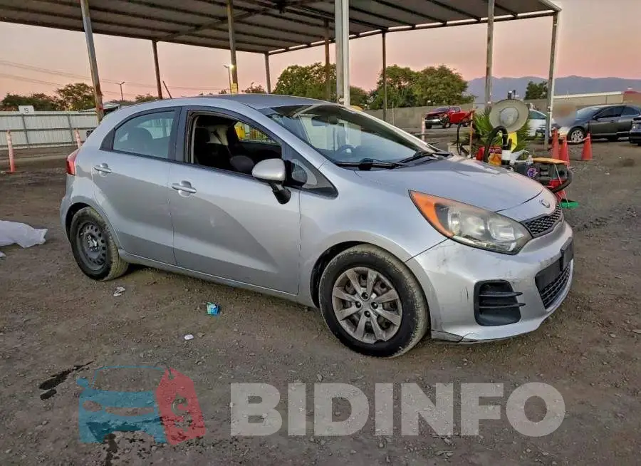 KNADM5A33G6575404 Photo# 4