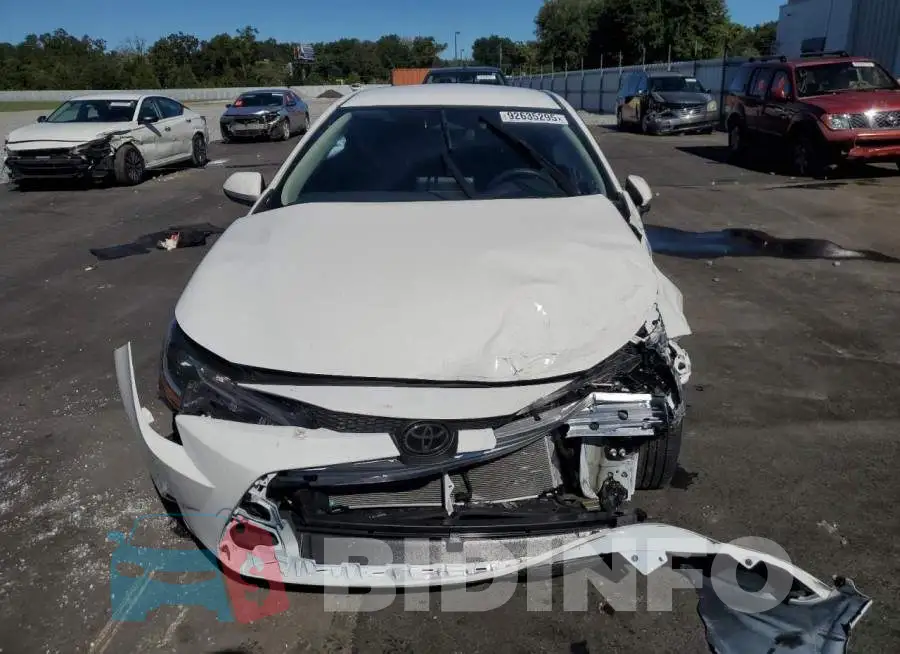 5YFB4MDE9SP312837 Photo# 5