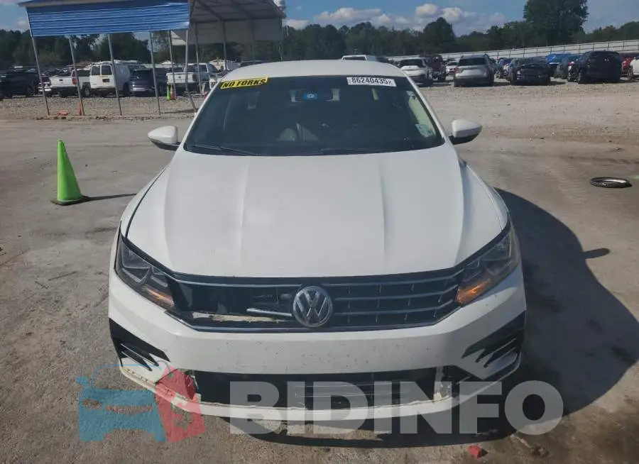 1VWDT7A35HC046375 Photo# 5