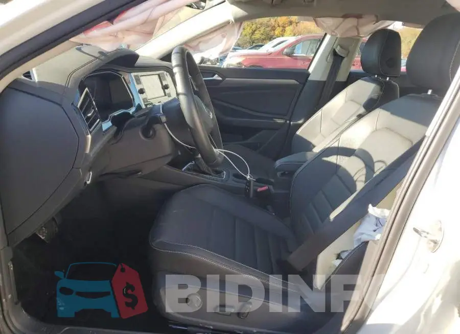 3VW7M7BU4RM033134 Photo# 7