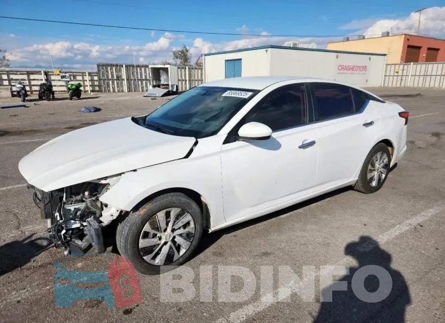 1N4BL4BV1LC182543 Photo# 1