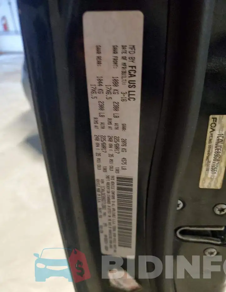 1C4NJDEB9GD712661 Photo# 13