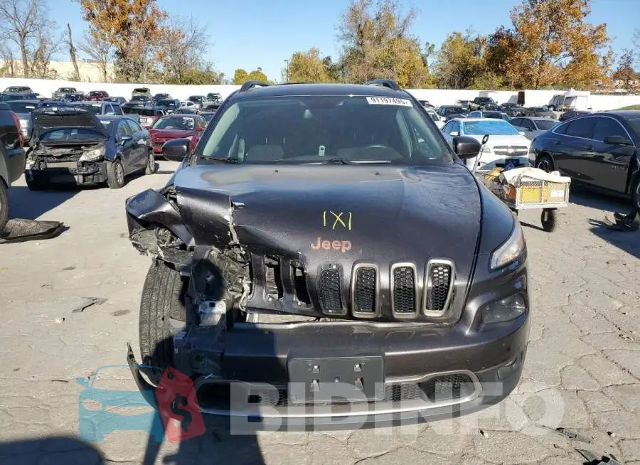 1C4PJMCB7HW564396 Photo# 5
