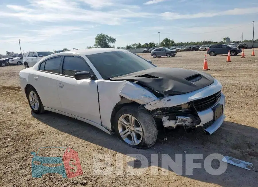 2C3CDXBG9PH547153 Photo# 4