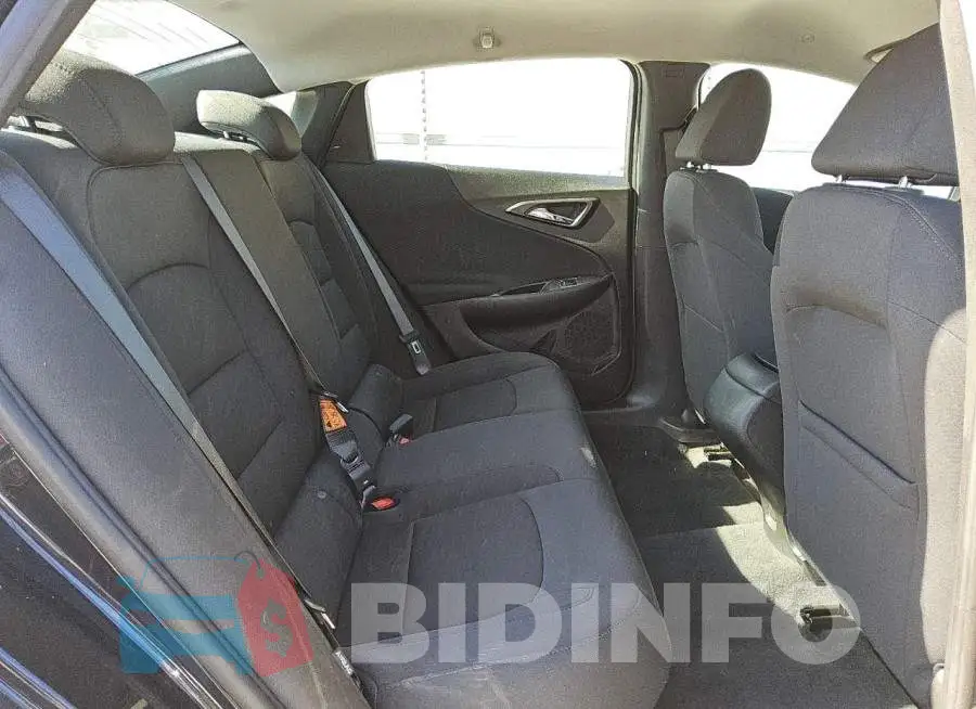 1G1ZG5ST1PF151260 Photo# 10