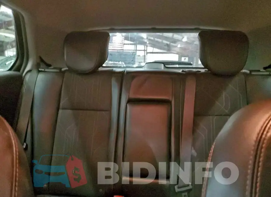KL7CJPSB5KB878268 Photo# 10
